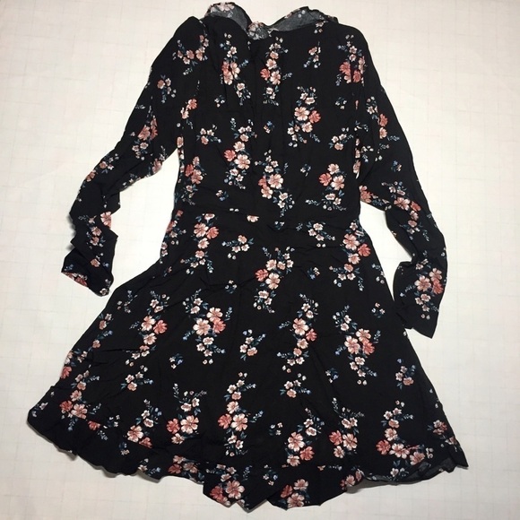H&M Flora Long Sleeves Black Mini Wrap Dress - Picture 3 of 8